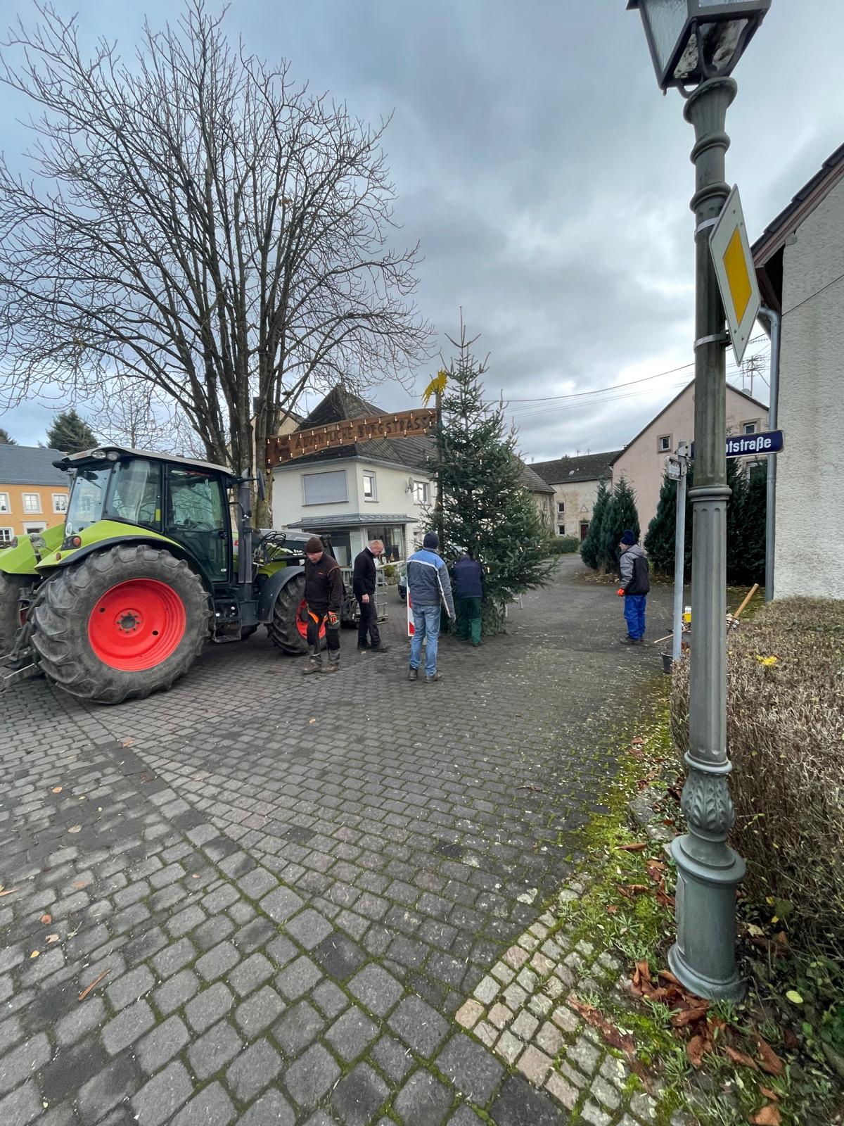 Der Zauber in unserer Burgstrasse beginnt…